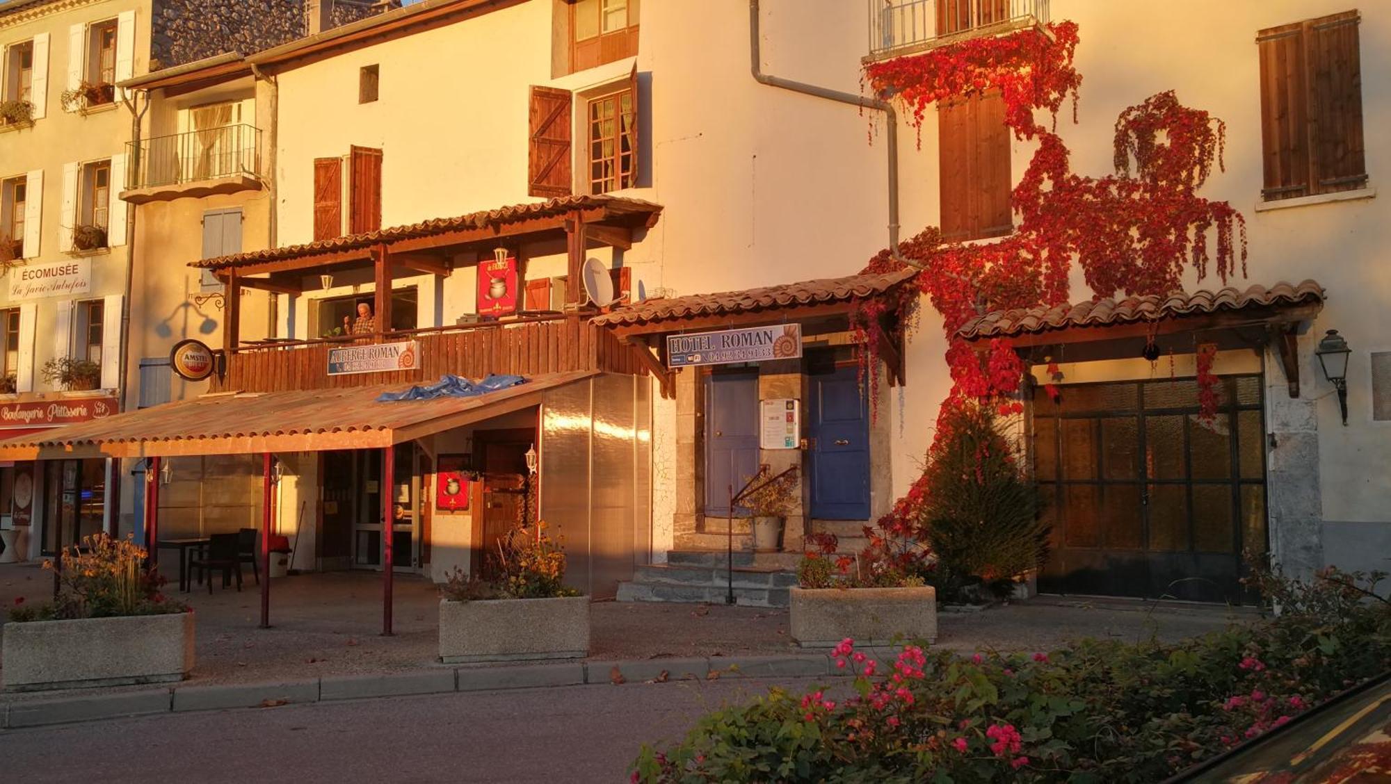 Auberge Roman La Javie Kültér fotó