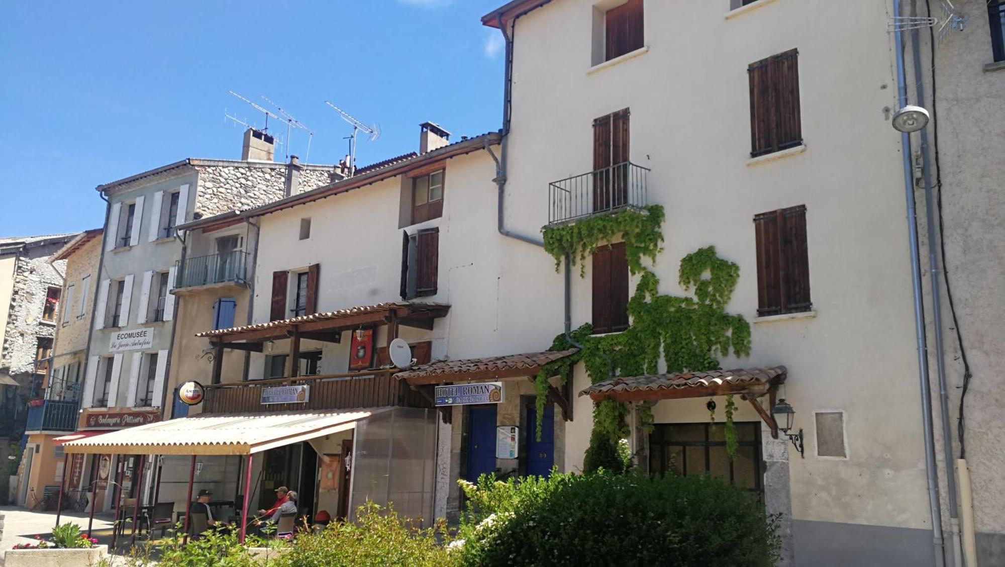 Auberge Roman La Javie Kültér fotó